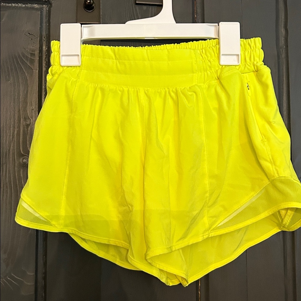 NWOT. Lululemon shorts.